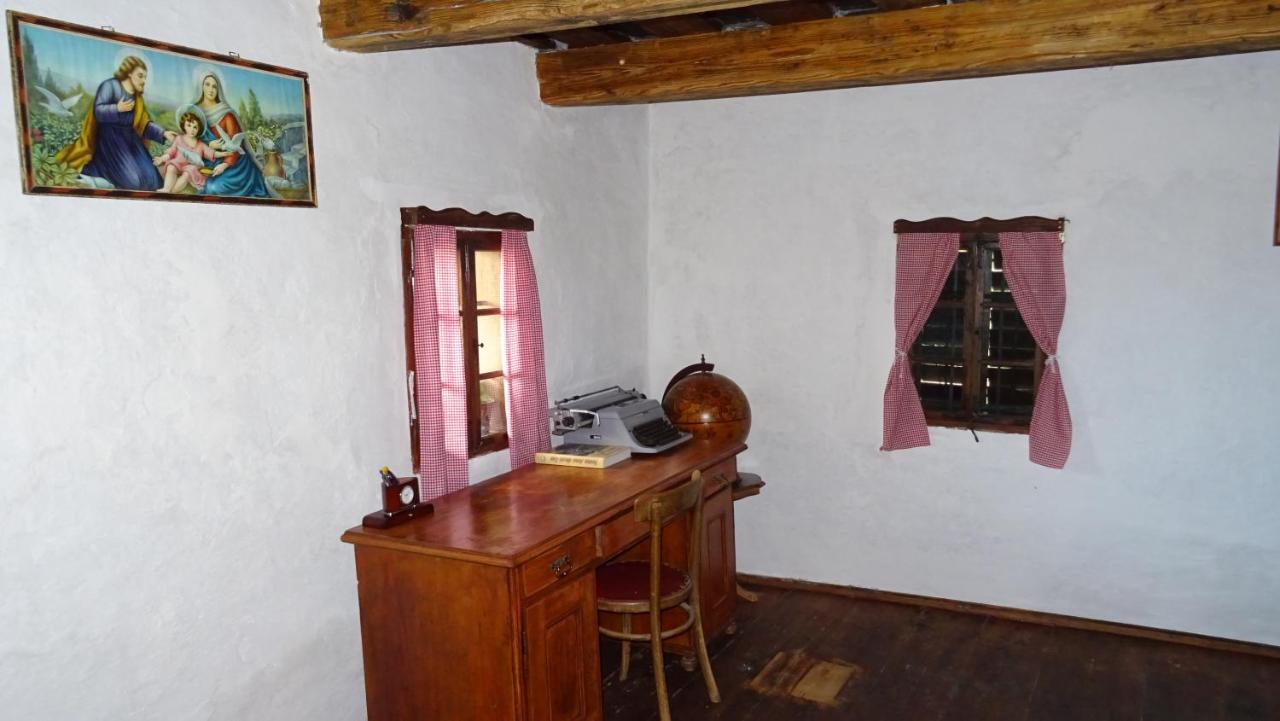 Homestay Kapl Ledinek Exterior photo